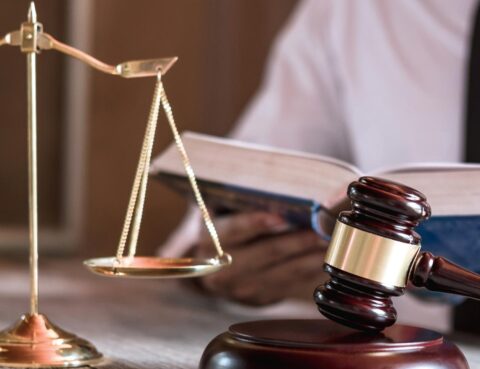 Top 7 Reasons to Hire a Civil Litigation Attorney Near Me